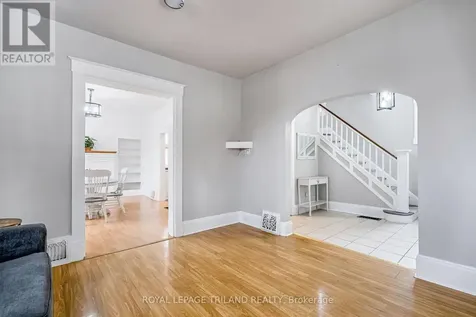 72 Walnut Street St. Thomas ON N5R 2Y9
