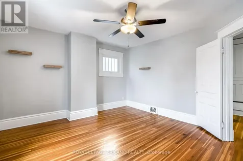 72 Walnut Street St. Thomas ON N5R 2Y9