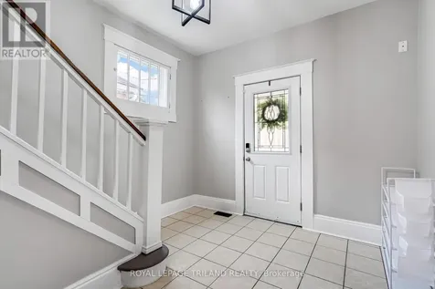 72 Walnut Street St. Thomas ON N5R 2Y9