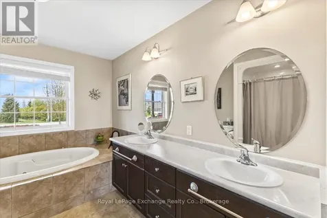 801 Troys Trail Huron-kinloss ON N2Z 0C1