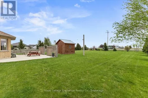 801 Troys Trail Huron-kinloss ON N2Z 0C1