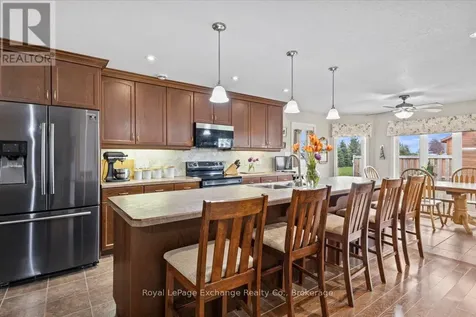 801 Troys Trail Huron-kinloss ON N2Z 0C1
