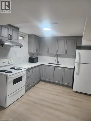 275 Kingswood Drive Kitchener ON N2E 1S1