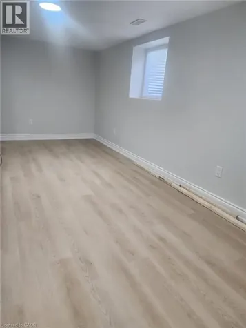 275 Kingswood Drive Kitchener ON N2E 1S1