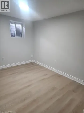 275 Kingswood Drive Kitchener ON N2E 1S1