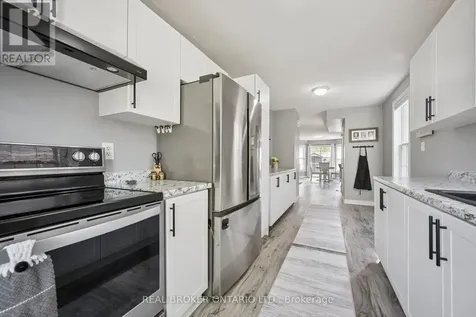 511 Dansbury Drive Waterloo ON N2K 4K8