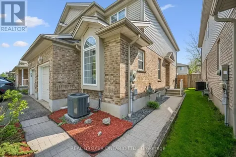 511 Dansbury Drive Waterloo ON N2K 4K8