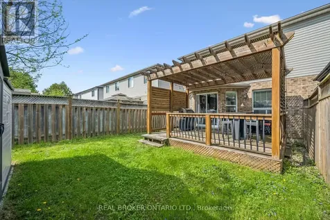 511 Dansbury Drive Waterloo ON N2K 4K8
