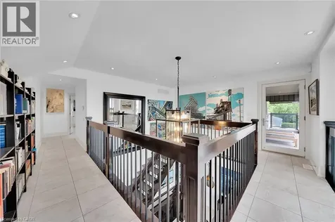 404 Mountain Brow Boulevard East Hamilton ON L8T 1A7