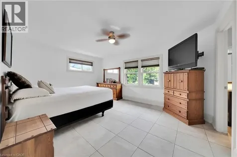404 Mountain Brow Boulevard East Hamilton ON L8T 1A7