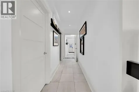 404 Mountain Brow Boulevard East Hamilton ON L8T 1A7