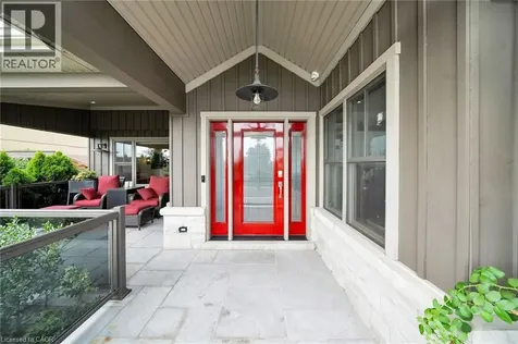 404 Mountain Brow Boulevard East Hamilton ON L8T 1A7