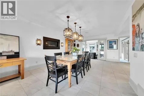 404 Mountain Brow Boulevard East Hamilton ON L8T 1A7