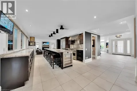 404 Mountain Brow Boulevard East Hamilton ON L8T 1A7