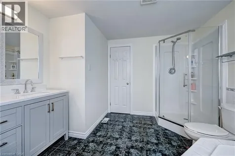 519 Yorkshire Drive Waterloo ON N2T 2V1