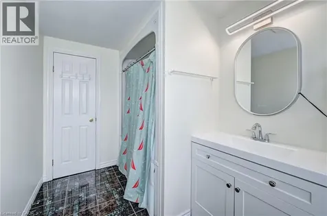 519 Yorkshire Drive Waterloo ON N2T 2V1