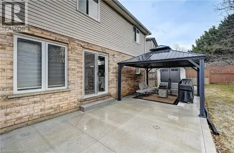 519 Yorkshire Drive Waterloo ON N2T 2V1