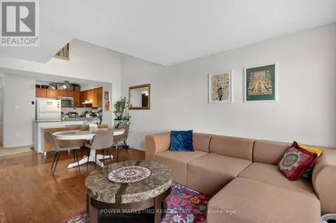 122 Scout Street Ottawa ON K2C 4E2