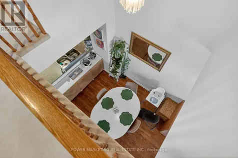 122 Scout Street Ottawa ON K2C 4E2