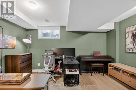 122 Scout Street Ottawa ON K2C 4E2