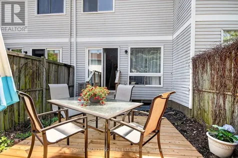 122 Scout Street Ottawa ON K2C 4E2