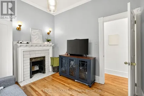 320 Waverley Street West Ottawa ON K2P 0W3