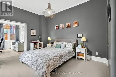 320 Waverley Street West Ottawa ON K2P 0W3