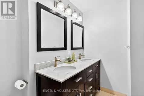 320 Waverley Street West Ottawa ON K2P 0W3