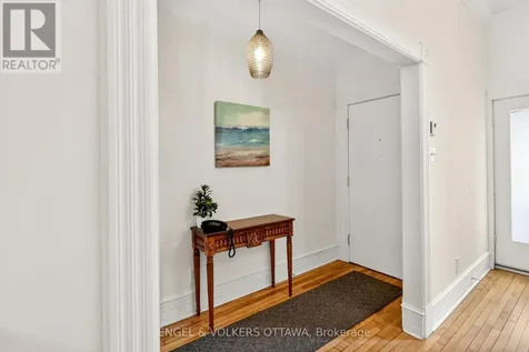 320 Waverley Street West Ottawa ON K2P 0W3