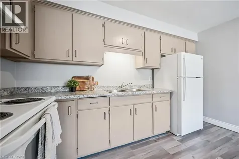 27 Vicmount Drive Kitchener ON N2M 2A2