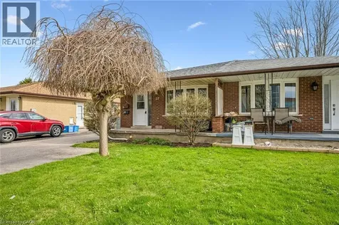 27 Vicmount Drive Kitchener ON N2M 2A2