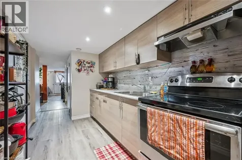 27 Vicmount Drive Kitchener ON N2M 2A2