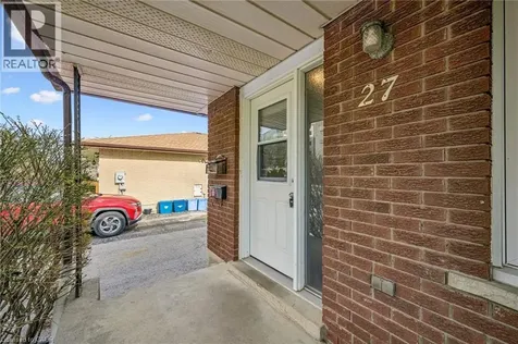 27 Vicmount Drive Kitchener ON N2M 2A2