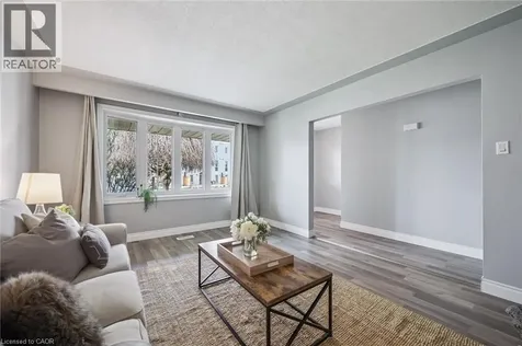 27 Vicmount Drive Kitchener ON N2M 2A2