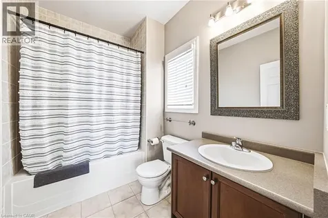 2178 Berwick Drive Burlington ON L7M 5C2