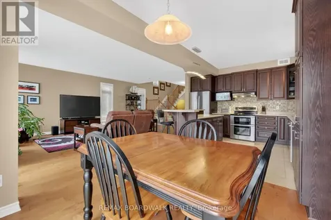 241 Denali Way Ottawa ON K2S 0N1