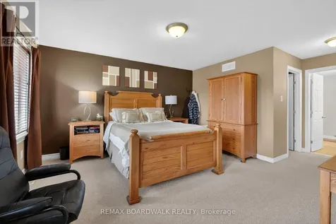 241 Denali Way Ottawa ON K2S 0N1