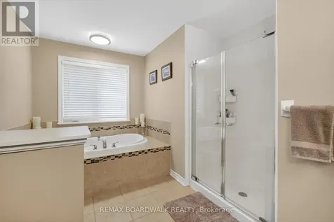 241 Denali Way Ottawa ON K2S 0N1