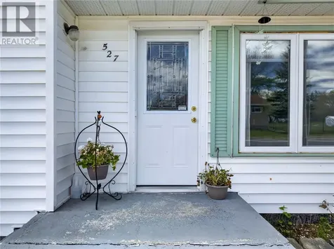 527 Mead Boulevard Espanola ON