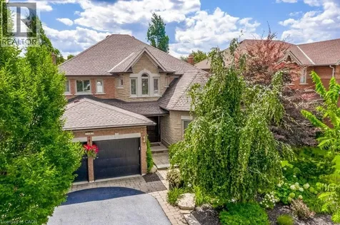 2080 Mckerlie Crescent Burlington ON L7M 4E8