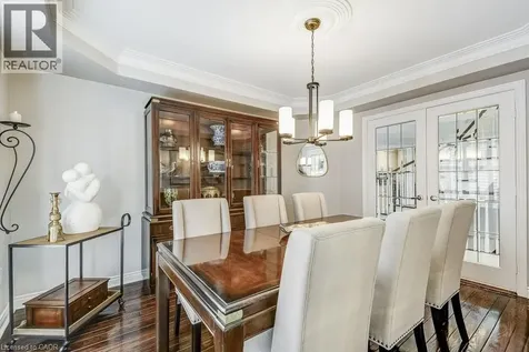 2080 Mckerlie Crescent Burlington ON L7M 4E8