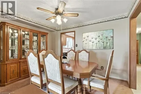 39 Megna Court Hamilton ON L9C 6Y6