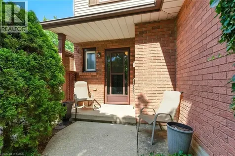 39 Megna Court Hamilton ON L9C 6Y6