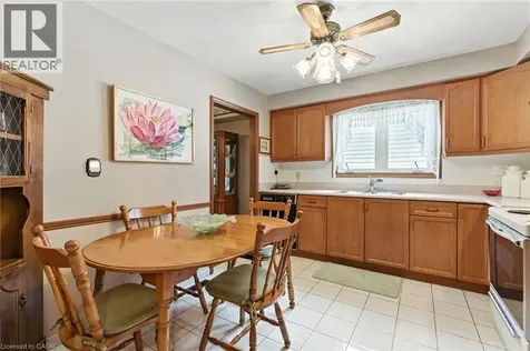 39 Megna Court Hamilton ON L9C 6Y6