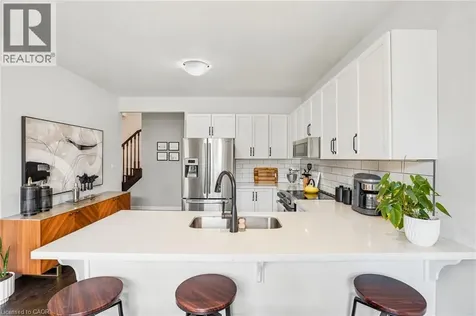 49 Narbonne Crescent Stoney Creek ON L8J 0J7