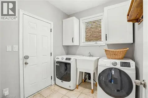 49 Narbonne Crescent Stoney Creek ON L8J 0J7