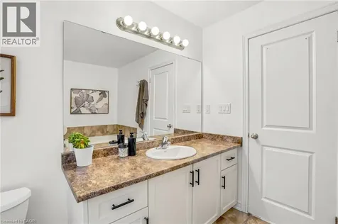 49 Narbonne Crescent Stoney Creek ON L8J 0J7
