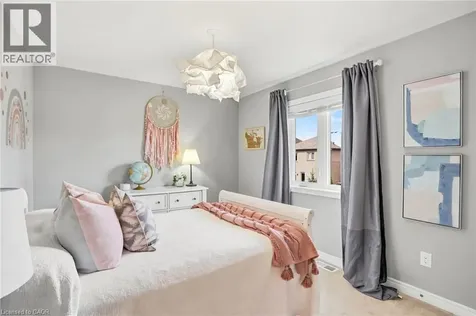 49 Narbonne Crescent Stoney Creek ON L8J 0J7