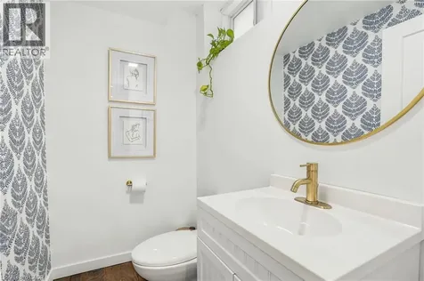 49 Narbonne Crescent Stoney Creek ON L8J 0J7