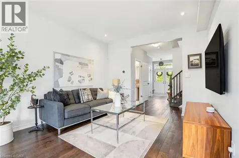 49 Narbonne Crescent Stoney Creek ON L8J 0J7